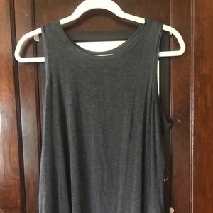Essential gray tank, relaxed fit